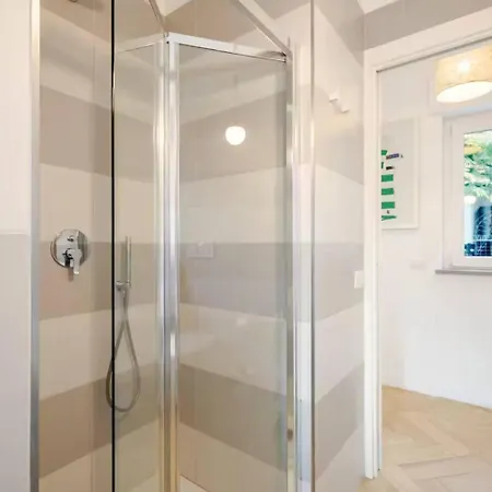Vicino Al Mare Apartment *